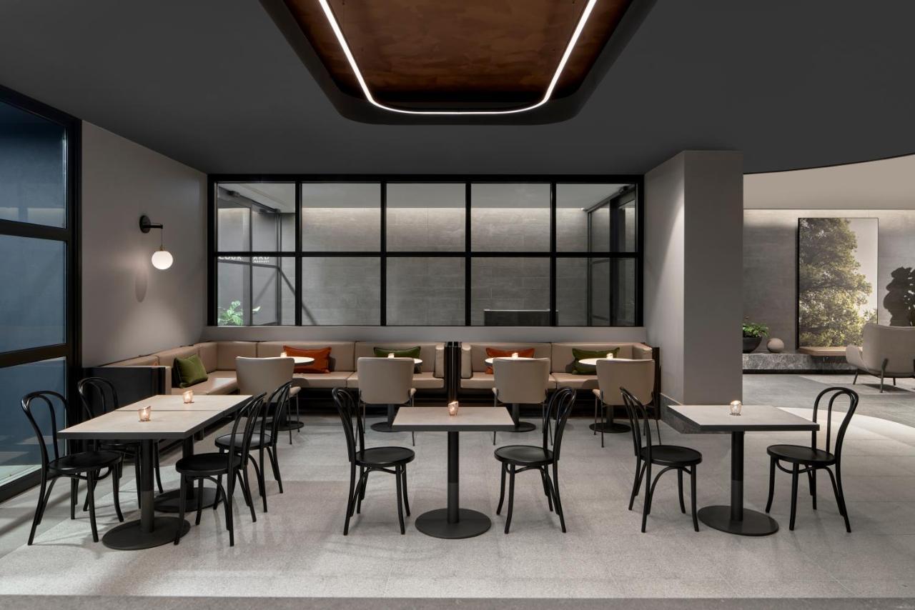 Courtyard By Marriott Melbourne Flagstaff Gardens Hotel Exterior foto